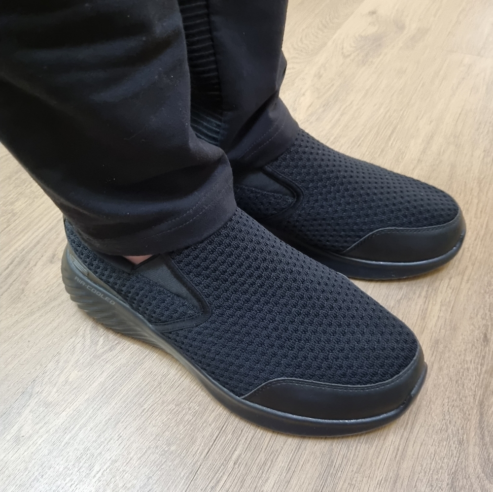 Skechers men's shoes brand new inbox memory foam black Size 10 U.S. - Picture 2 of 11